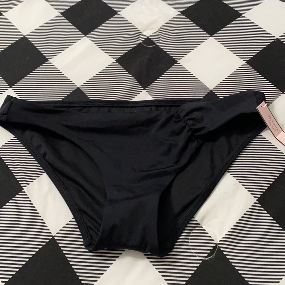 Victoria secret bikini bottoms!